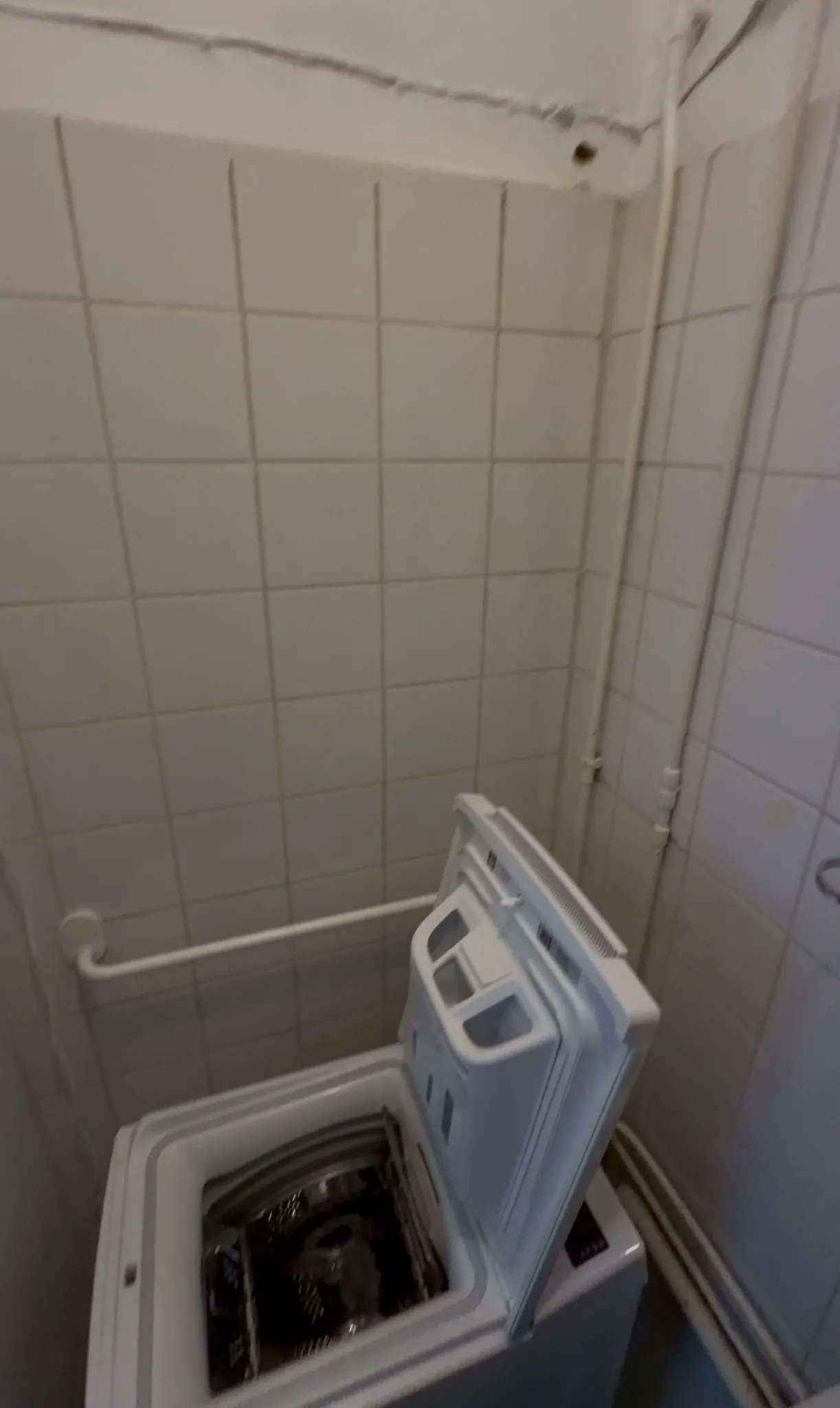 Complete badkamerrenovatie in Rotterdam, voor de renovatie
